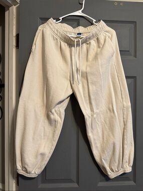 Old Navy Cream Elastic Waist Jogger Sweatpants